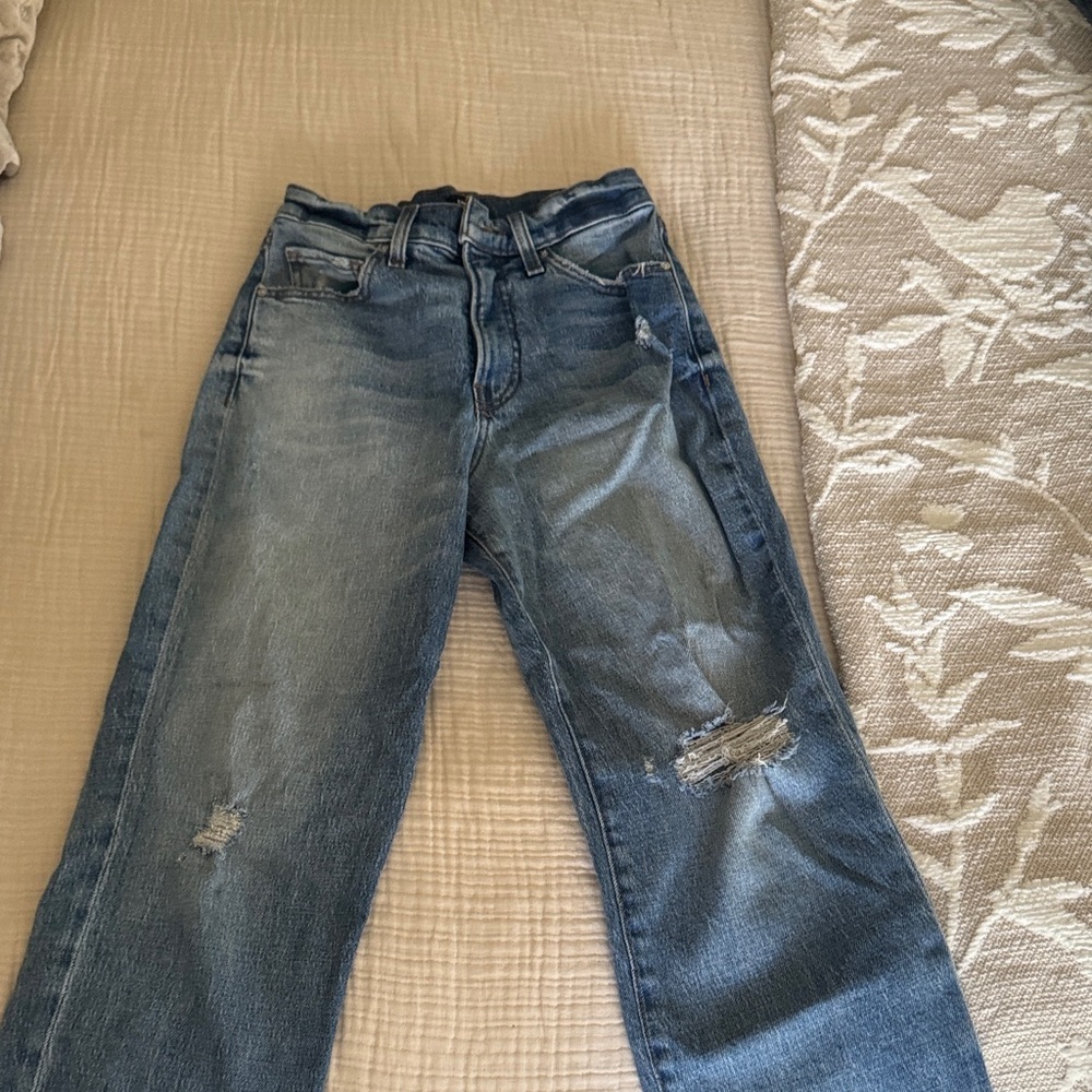 Express Women's Blue Straight Leg Jeans